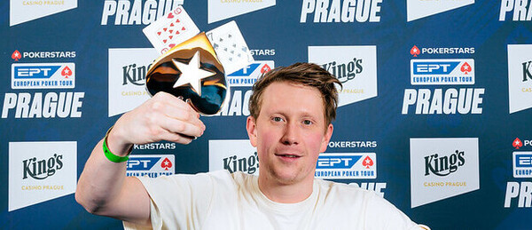 Michal Schuh je šampionem EPT Praha 2025 Freezeoutu s buy-nem €1.100