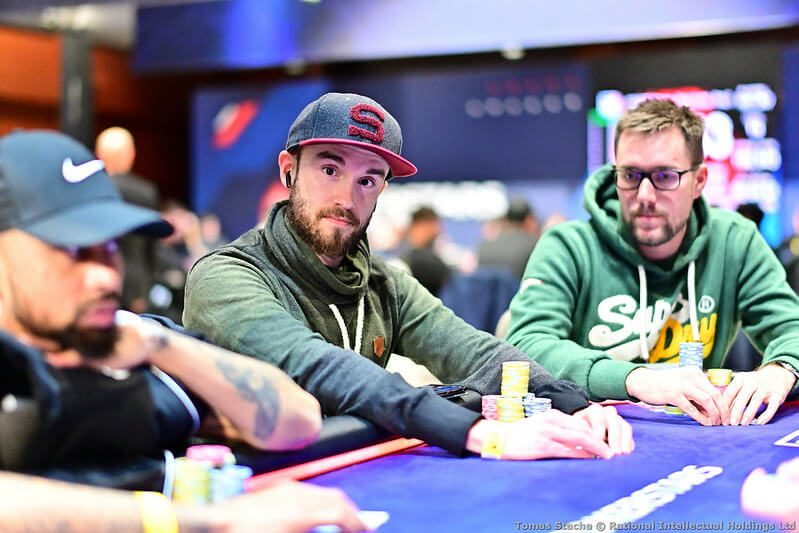 Vítězslav Čech má skvěle našlápnuto v EPT Praha PS Open Main Eventu