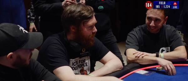 David Veselý je bubble boyem EPT Praha 2025 Main Eventu