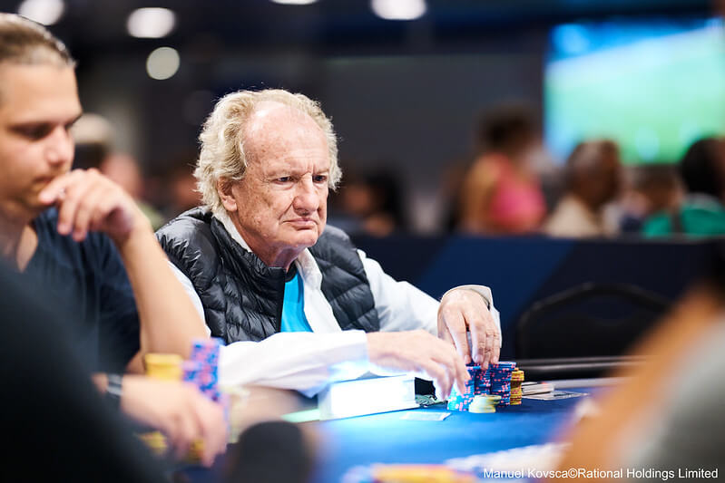 Jean-Noel Thorel je velkým chipleaderem ve finále WSOP Paradise Main Eventu