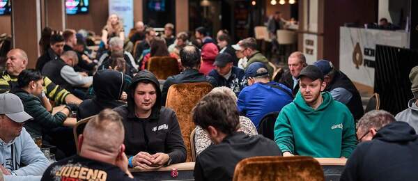 Zahrajte si poker v Grand Casinu Aš