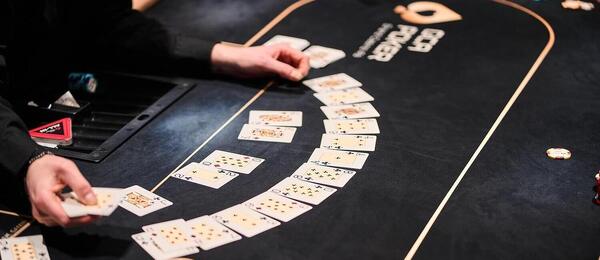 Zahrajte si poker v Grand Casinu Aš