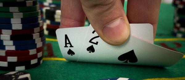 Poker strategie: Jak správně hrát proti limperům, tipy Jonathana Littlea