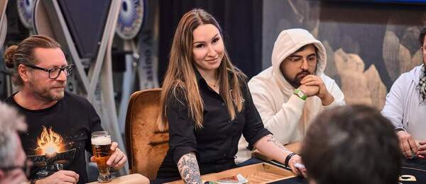 Zahrajte si poker v Grand Casinu Aš