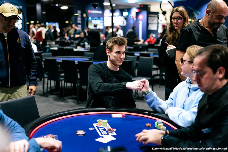 Zdeněk Žižka byl vyřazen chvíli před koncem Dne 4 Main Eventu EPT Paris 2026