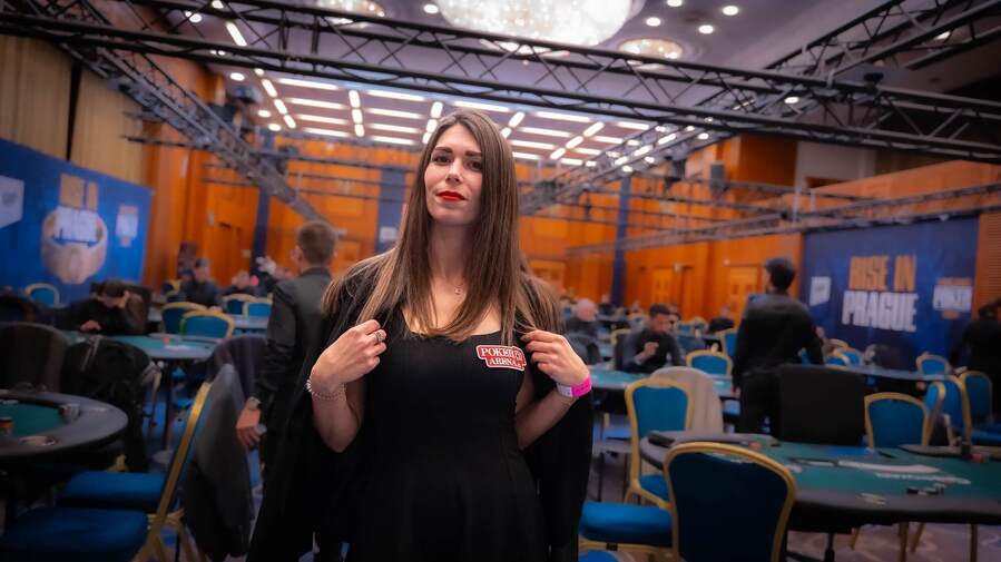 Jessica Kazimírová v&nbsp;Colossusu na WSOPE 2026 v&nbsp;Praze