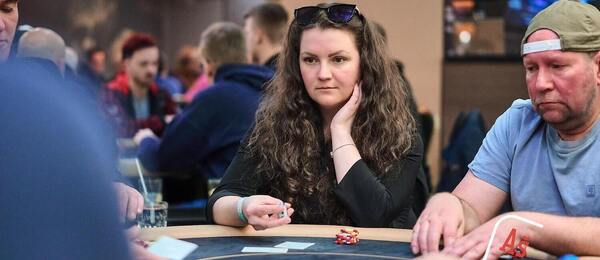 Lucinda jde v Grand Casinu Aš do finále PLO Main Eventu