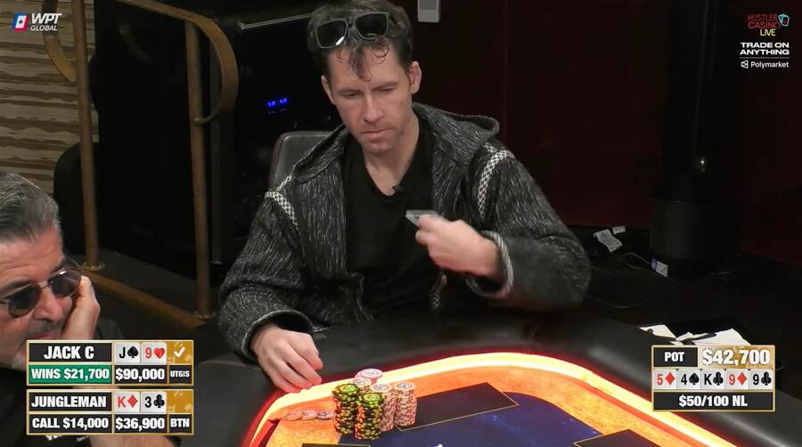 Jungleman zahazuje frustrovaně své karty