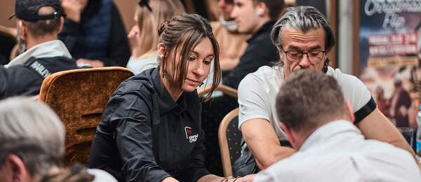 Zahrajte si poker v Grand Casinu Aš