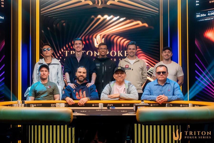 Finálový stůl turnaje Golden Decade