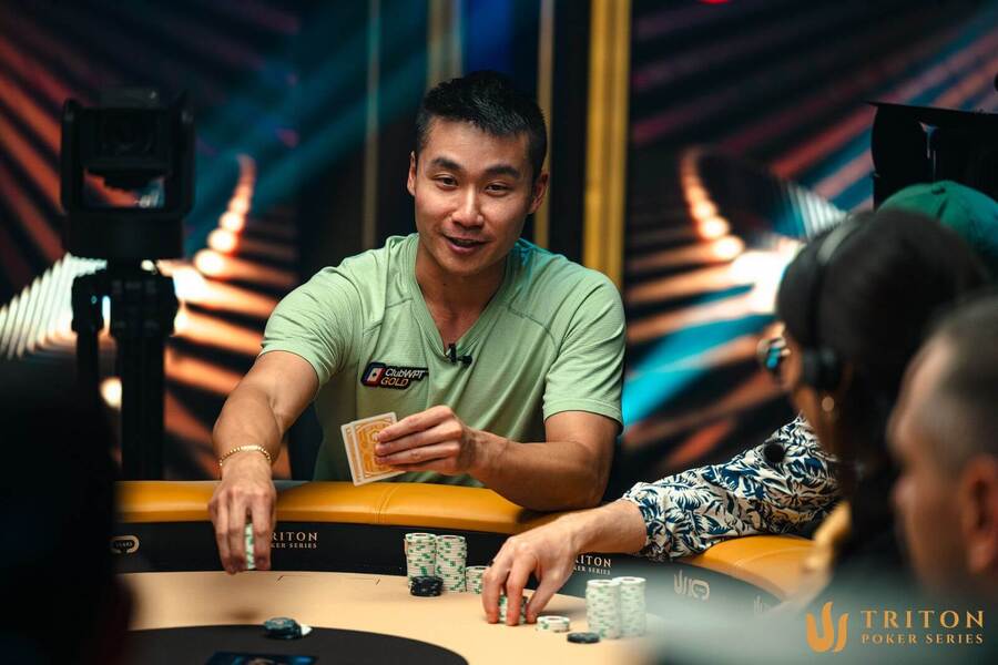 Chipleader dne 1 turnaje $200K Triton Invitational Ethan Yau