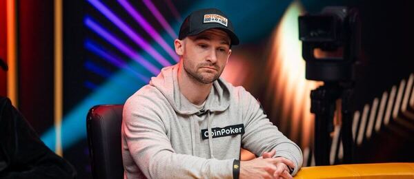 Šťastný Curtis Knight měl na flopu 3% na výhru