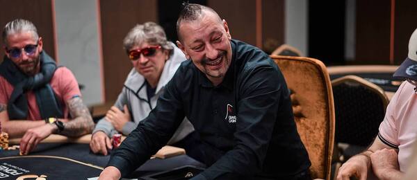Zahrajte si poker v Grand Casinu Aš