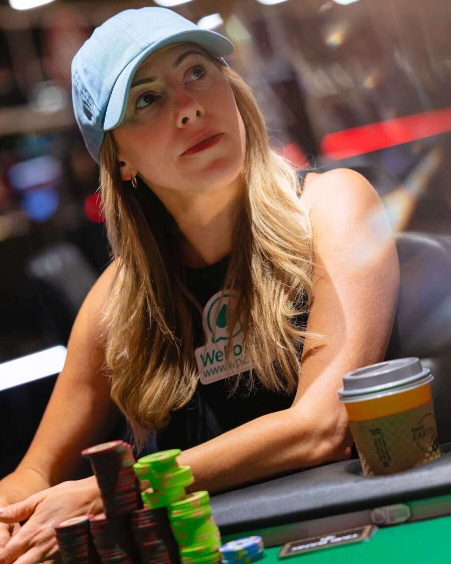 O titul v&nbsp;$10K Mystery Bounty bojuje také Kristen Foxen