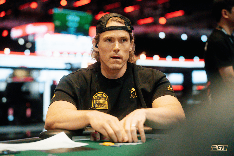 Alex Foxen na WSOP 2026 od PokerGO.com