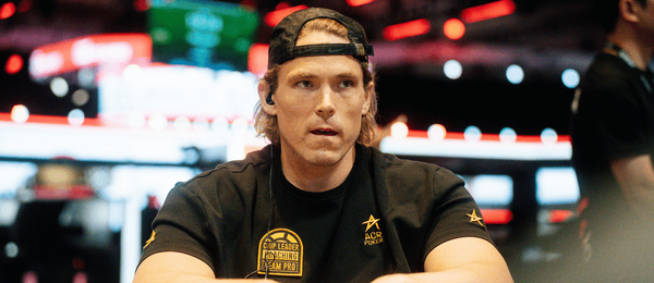 Alex Foxen na WSOP 2026 od PokerGO.com