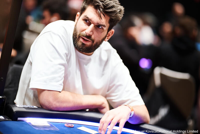 Patrik Jaroš úspěšně vstoupil do $10K PLO