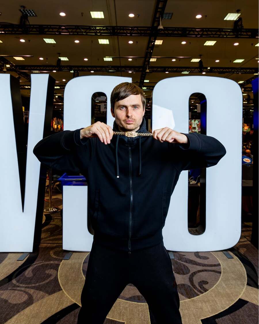 Martin Kabrhel má už šest WSOP náramků
