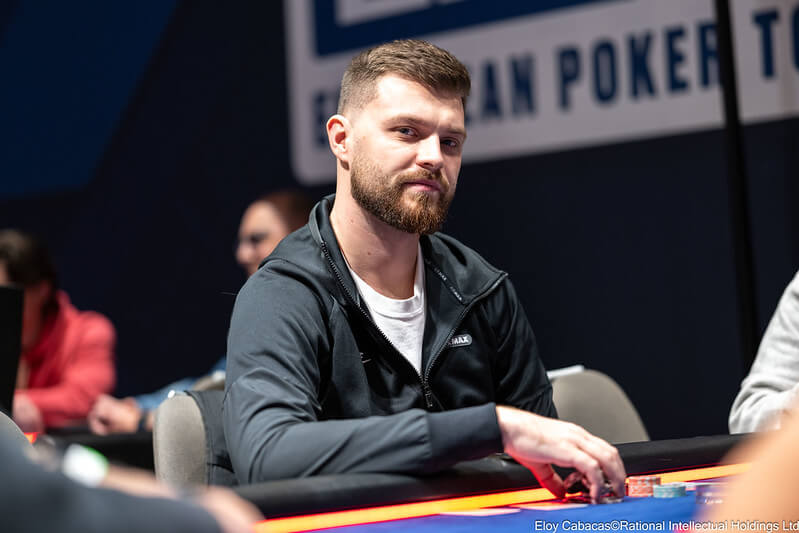 Dominik Siegl postoupil v&nbsp;Main Eventu WSOP 2026
