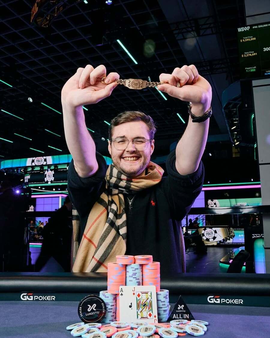 Jamie Dwan získal svůj premíérový náramek
