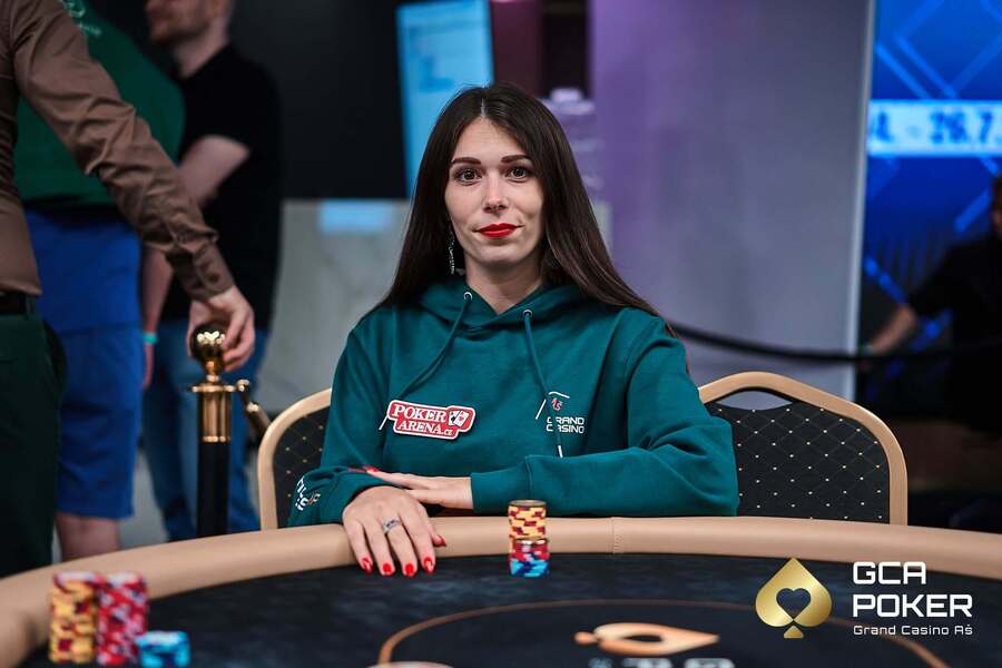 Jessica statečně bojovala v&nbsp;Main Eventu ČPT