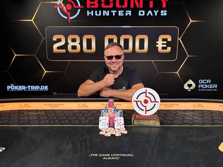 Möndschiebar zvládl dohrávku o&nbsp;trofej a&nbsp;€2100 v&nbsp;Main Eventu