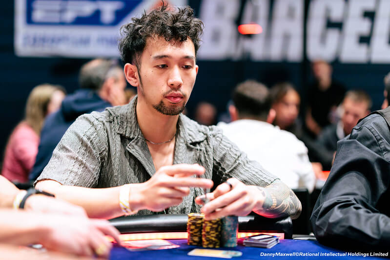 Han Feng je chipleaderem po dni 2 PS Open Main Eventu