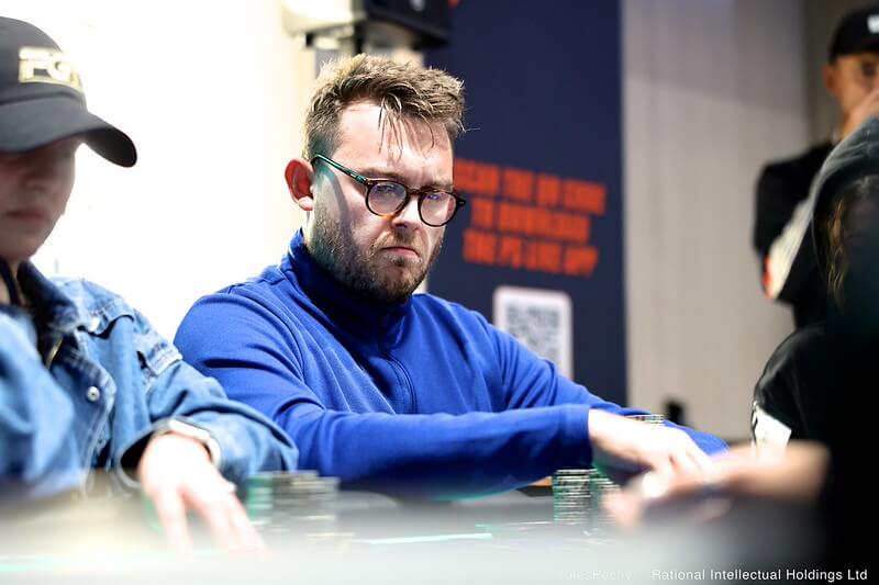 Scott Margereson bojoval v&nbsp;závěru s&nbsp;ženskou přesilou