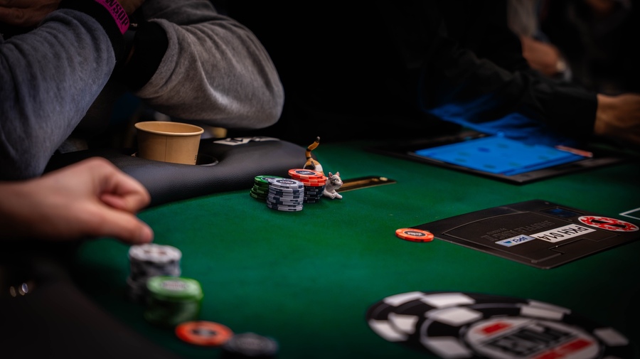 Straddle škodí pokeru, tvrdí bývalý manažer PokerStars