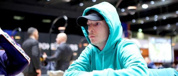 Jakub Štěrba postoupil v €10K EPT High Rolleru