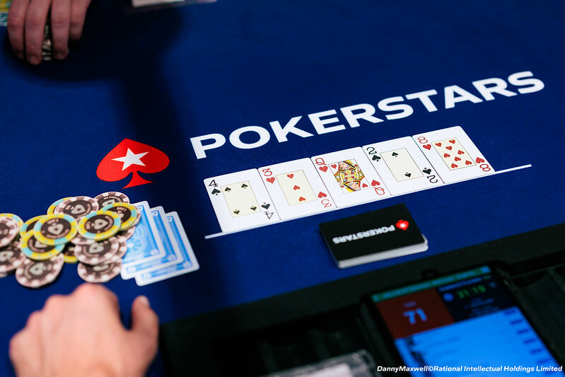 Board s&nbsp;flush draw na flopu na EPT