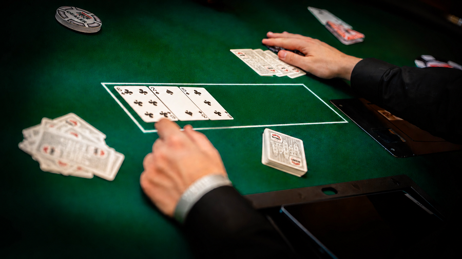 Flush draw na flopu na WSOPE 2026