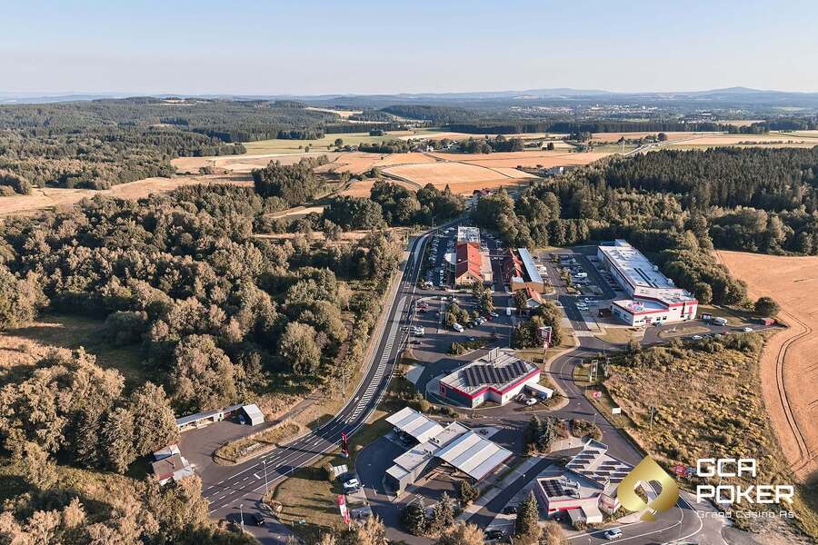 Grand Casino Aš a&nbsp;Mondeso Hotel focené z&nbsp;dronu