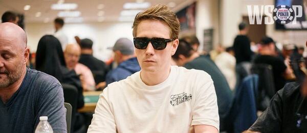 Michal Schuh bojuje o prsten v €1K Deepstacku
