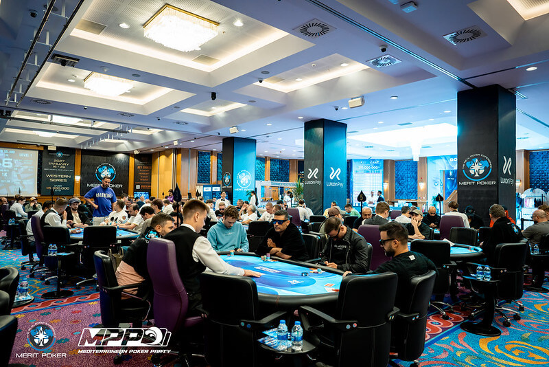V Main Eventu je za první 2 flighty přes 500 entries