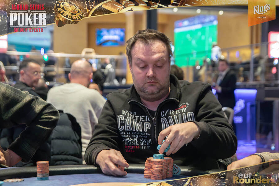 Roman Papáček má největší český stack po 1A + 1B