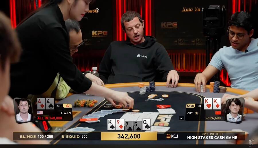 Dwanův risk se 4-4 preflop za 840 BB