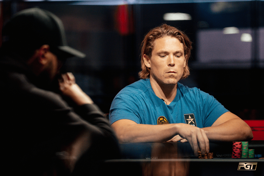 Alex Foxen na WSOP od PokerGO.com